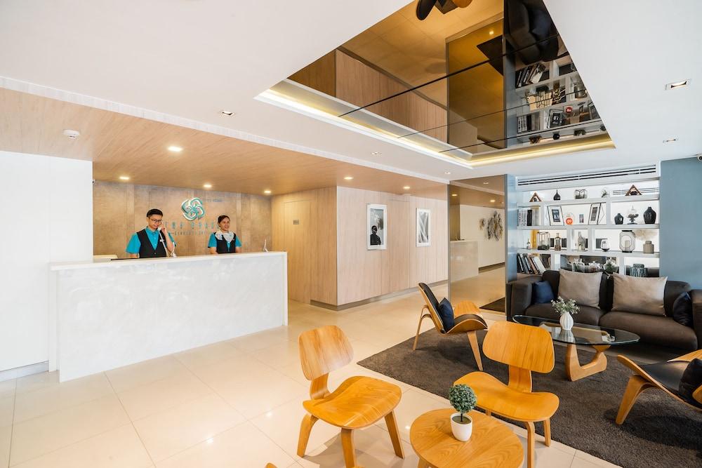 lobby