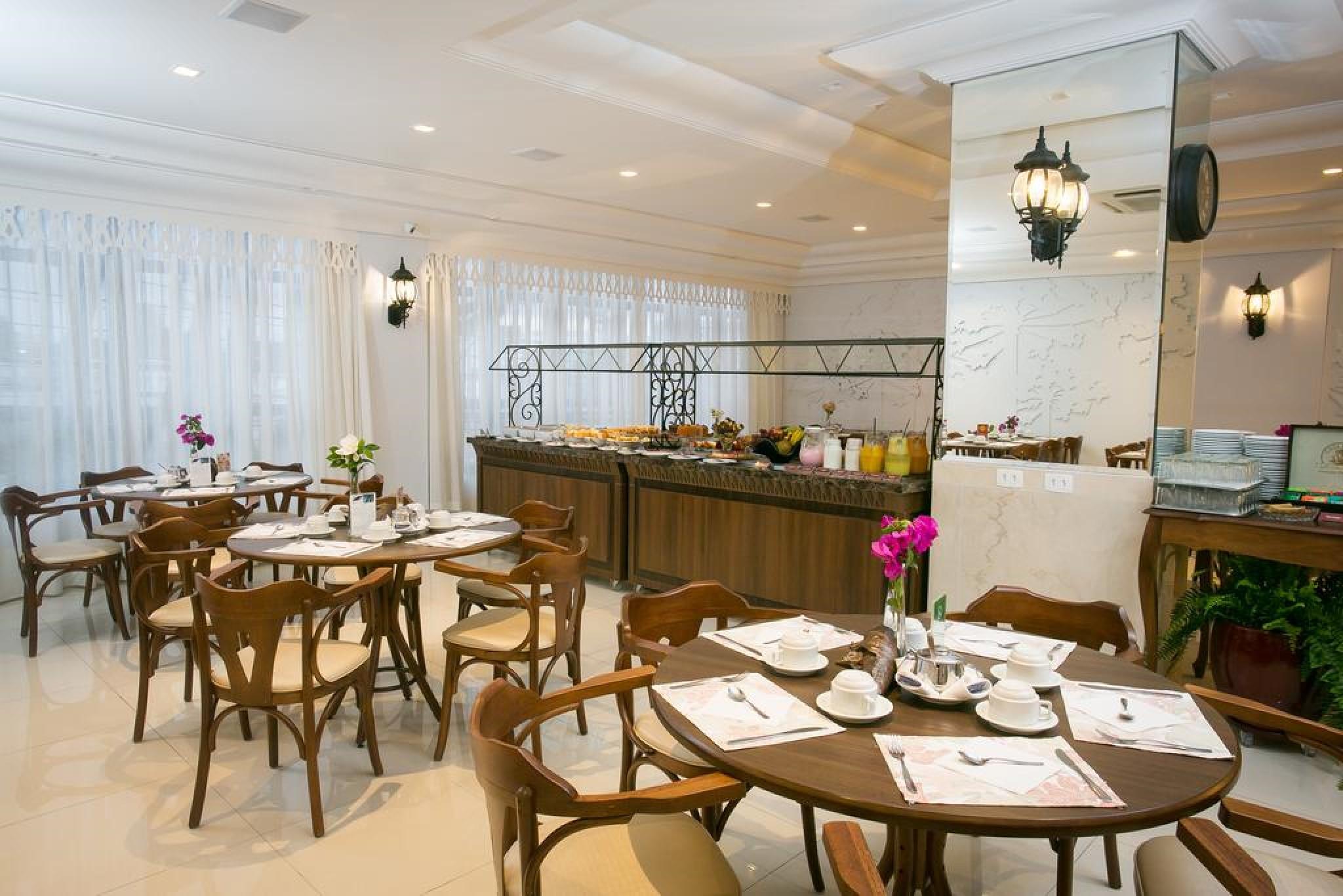 restaurant cafeteria