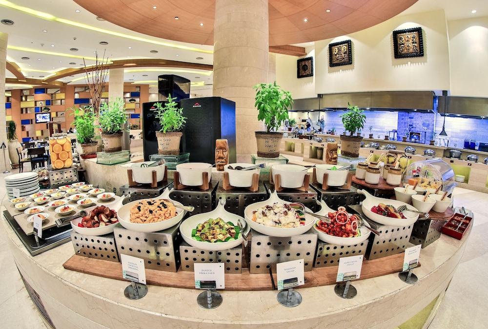 restaurant-cafeteria