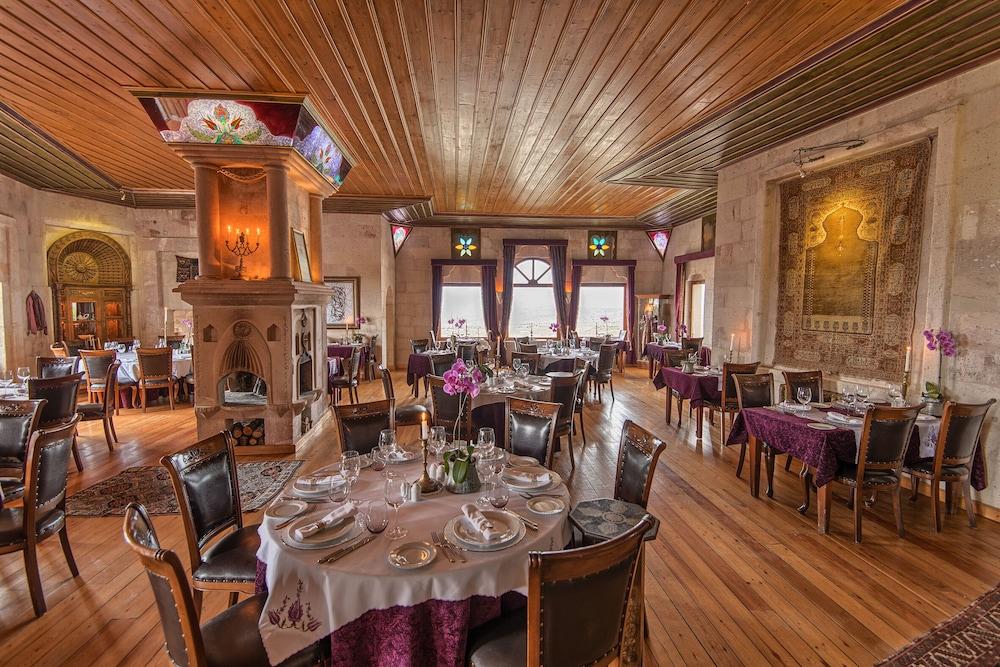 restaurant-cafeteria