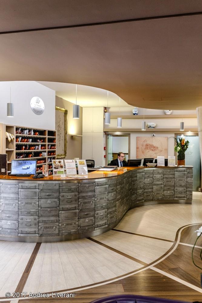 lobby