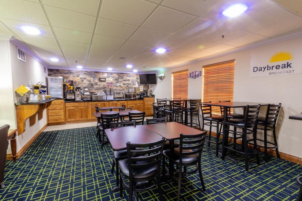 restaurant-cafeteria