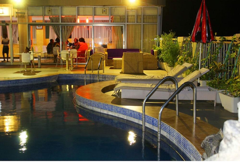 hotel