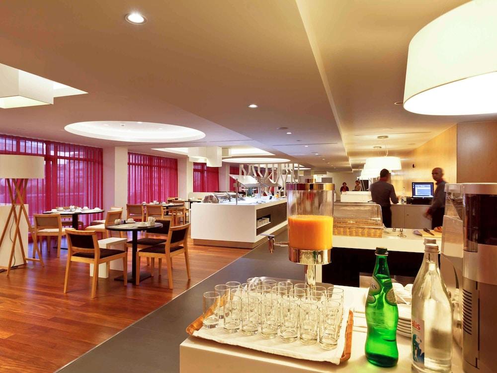 restaurant-cafeteria