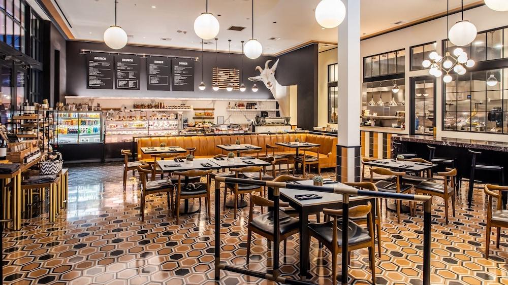 restaurant cafeteria