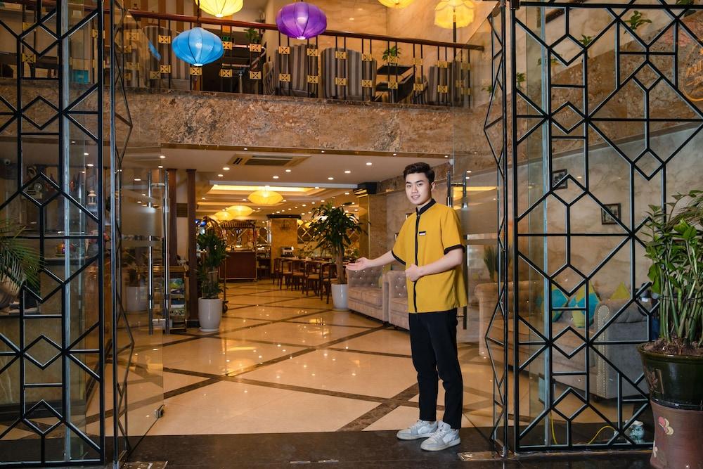 lobby