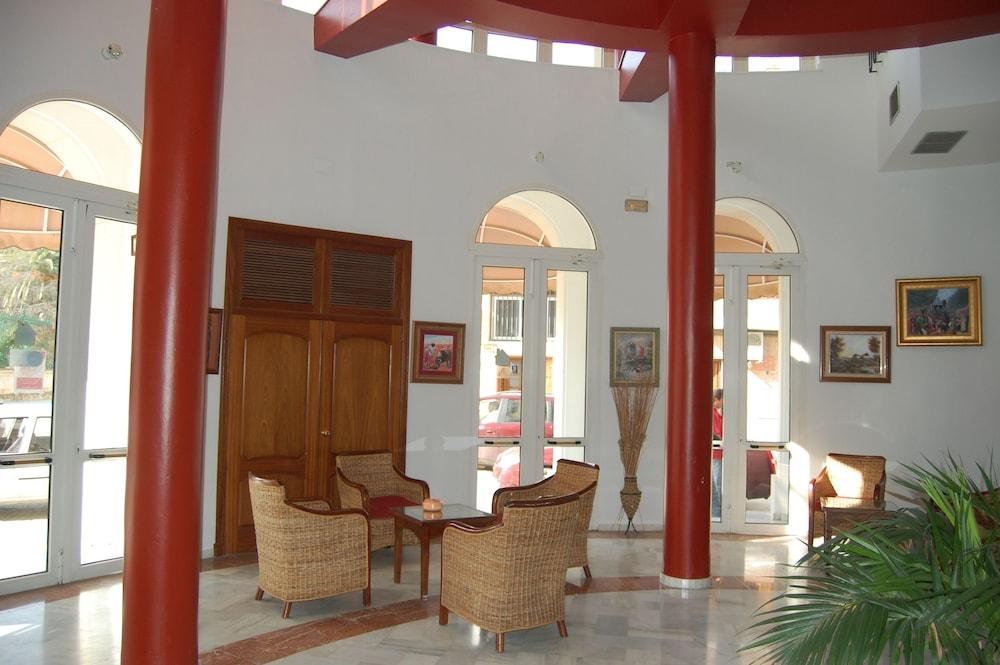 lobby