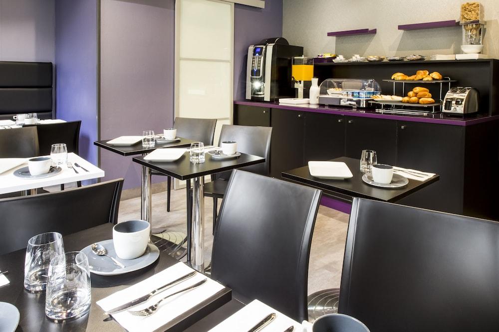 restaurant-cafeteria