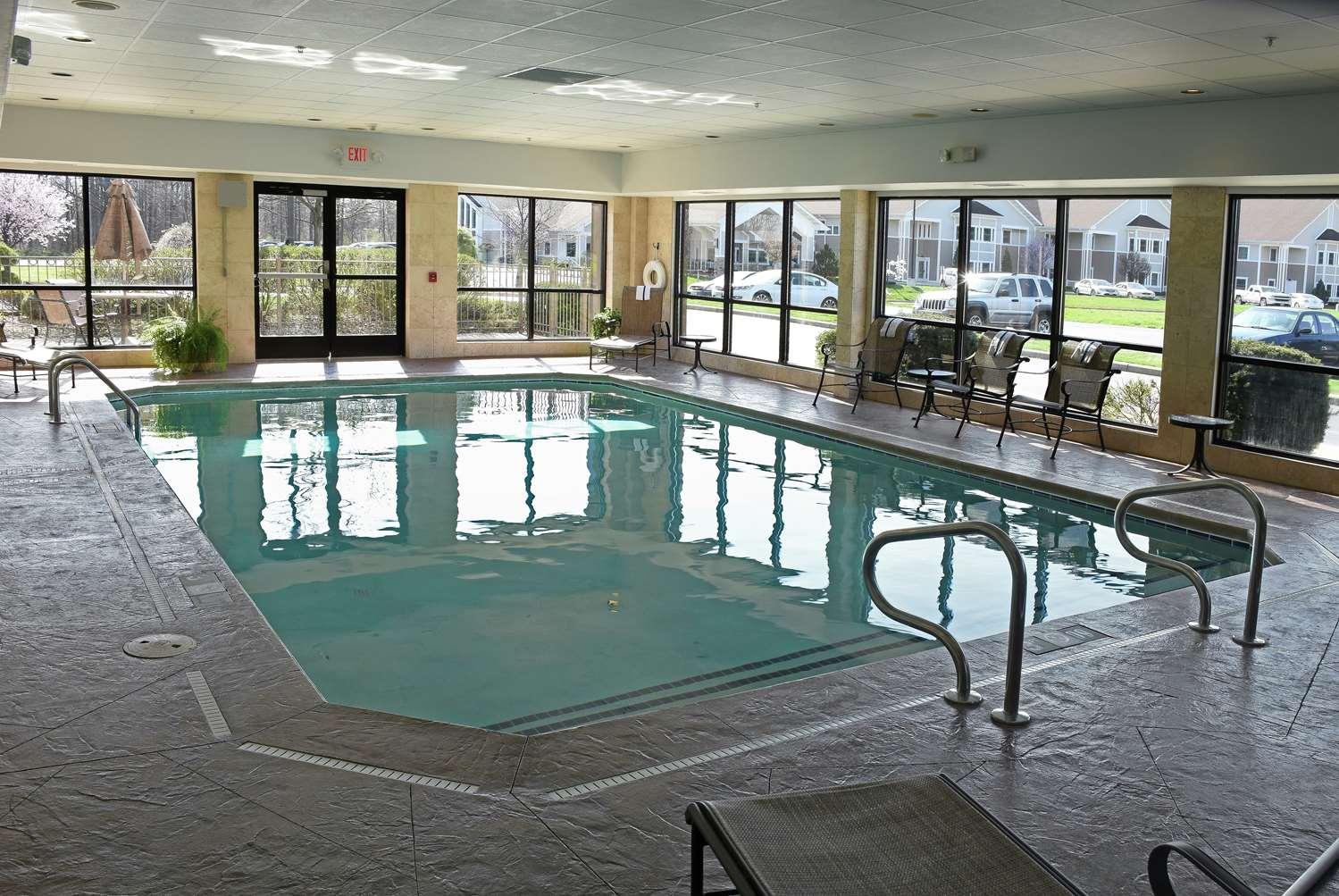 swimming pool spa