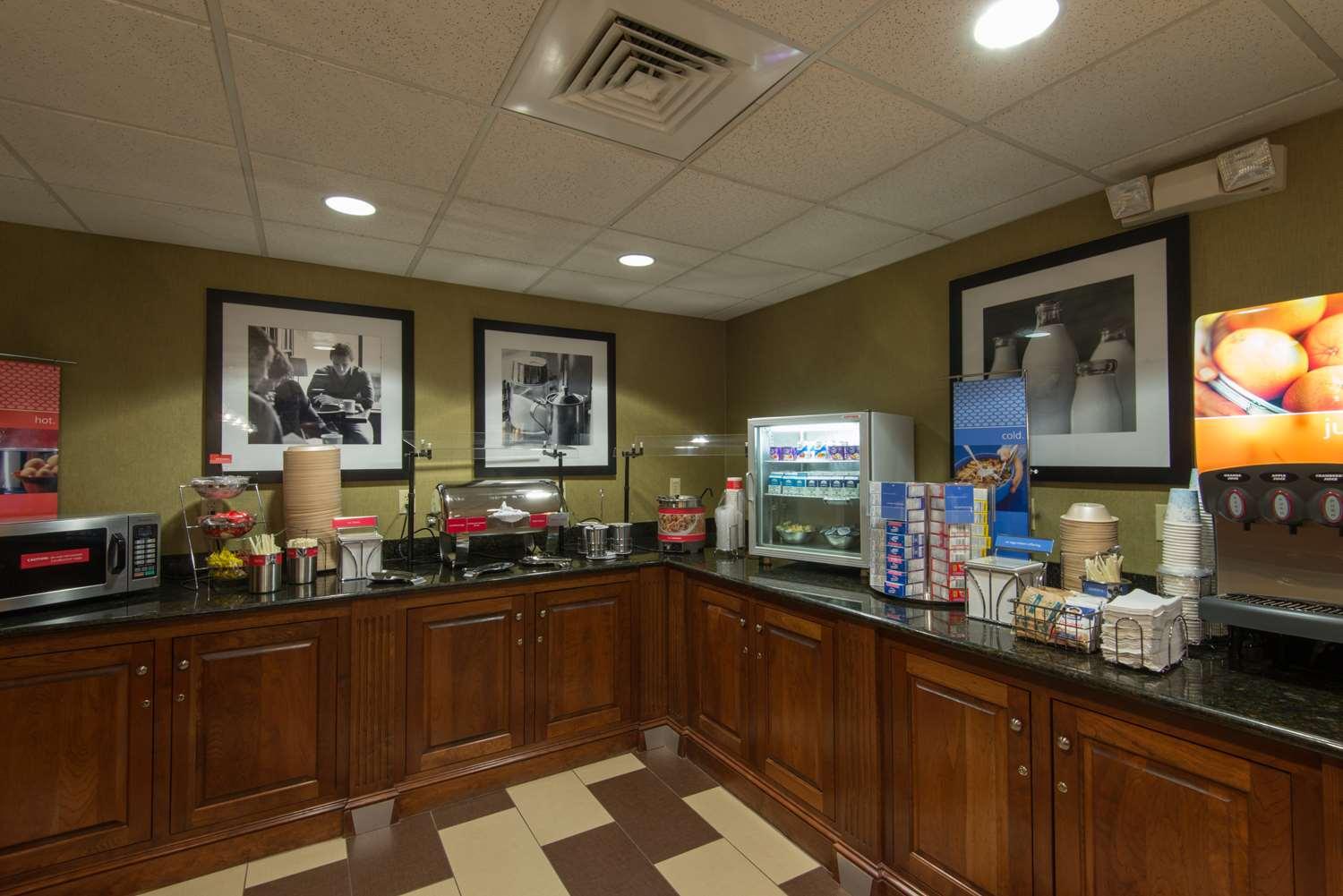 restaurant cafeteria