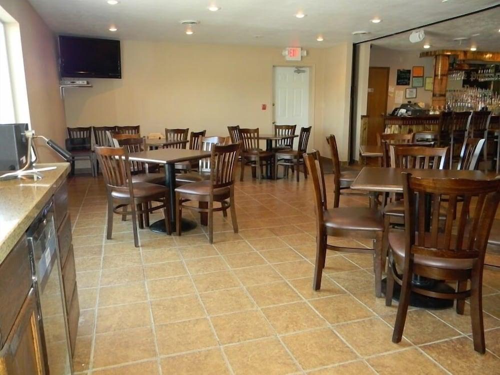 restaurant-cafeteria