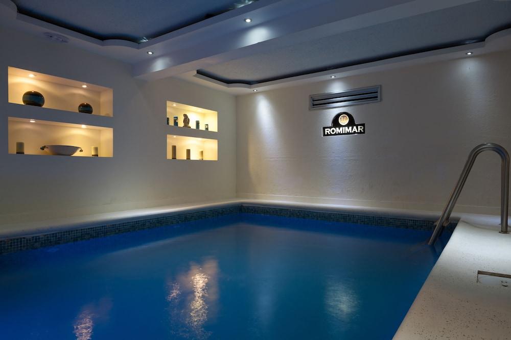 swimming pool spa