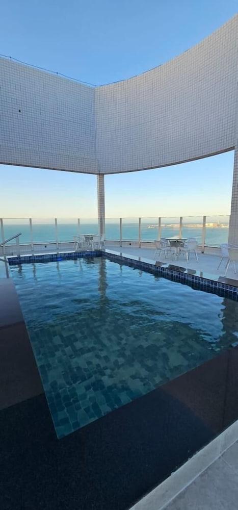 swimming pool spa