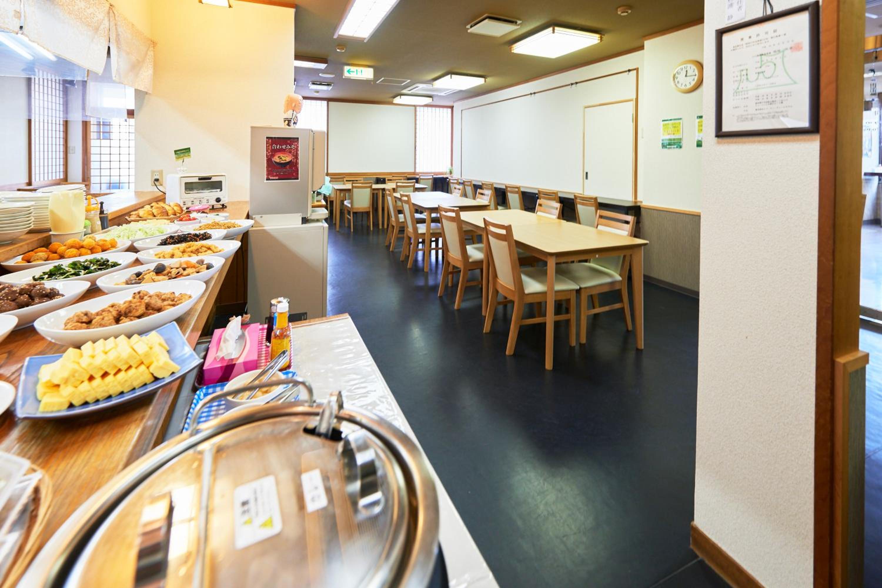 restaurant cafeteria