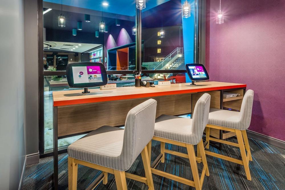 restaurant-cafeteria