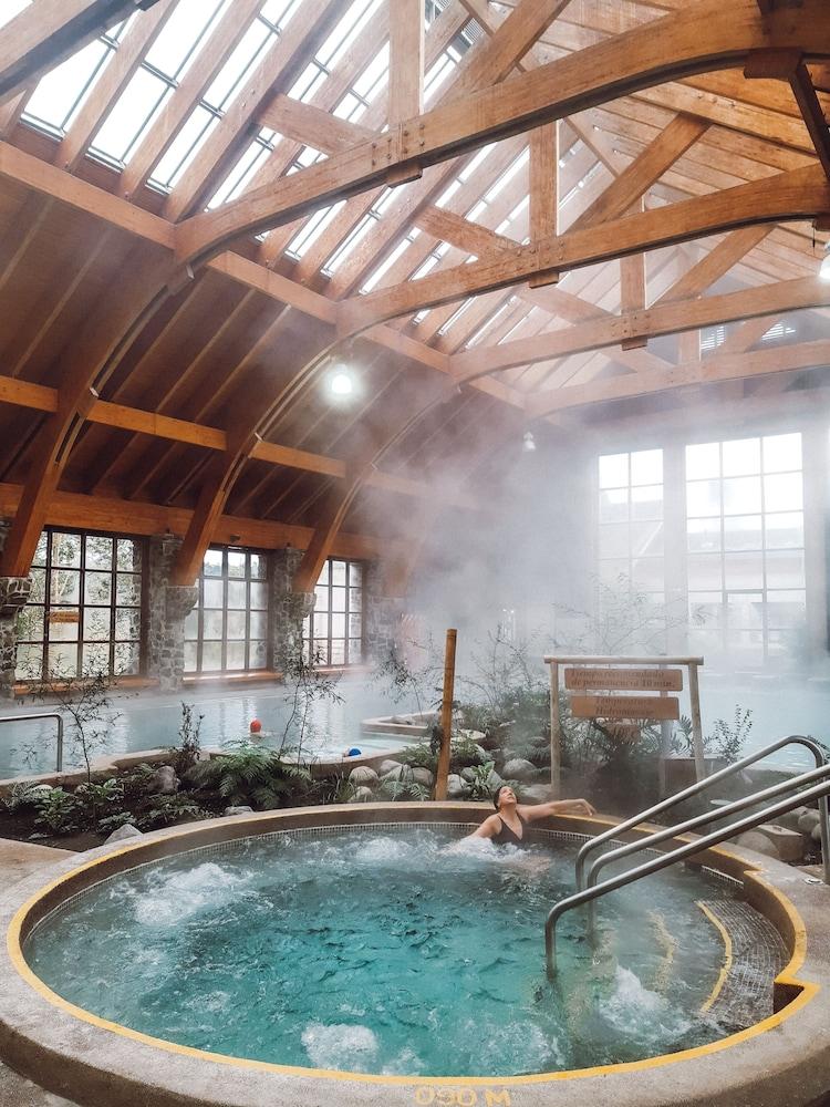swimming pool spa
