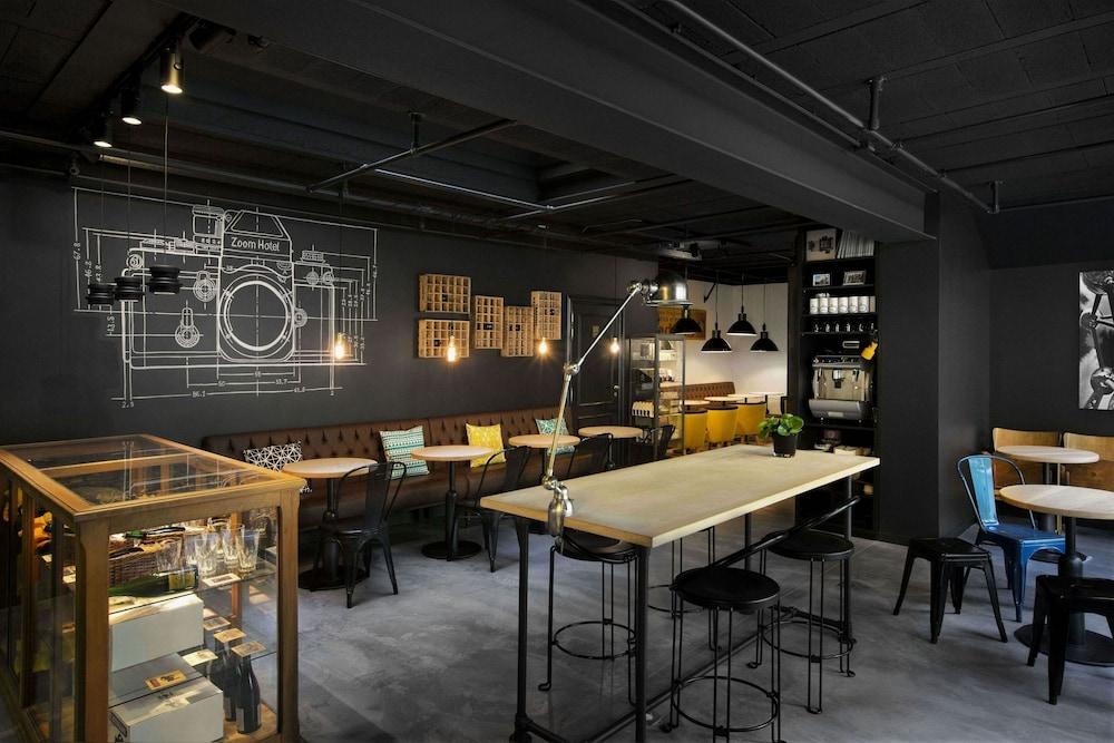 restaurant-cafeteria