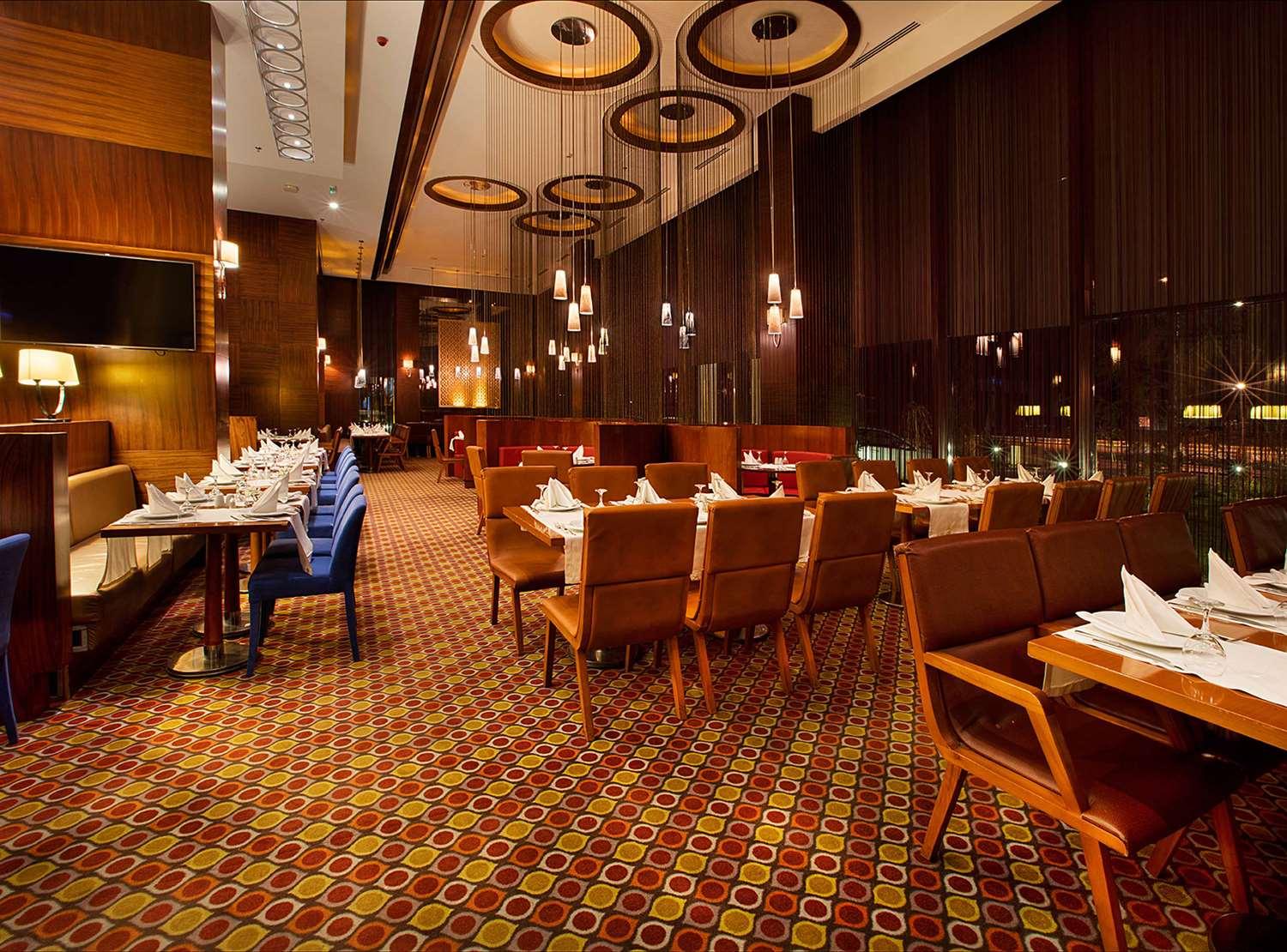 restaurant cafeteria