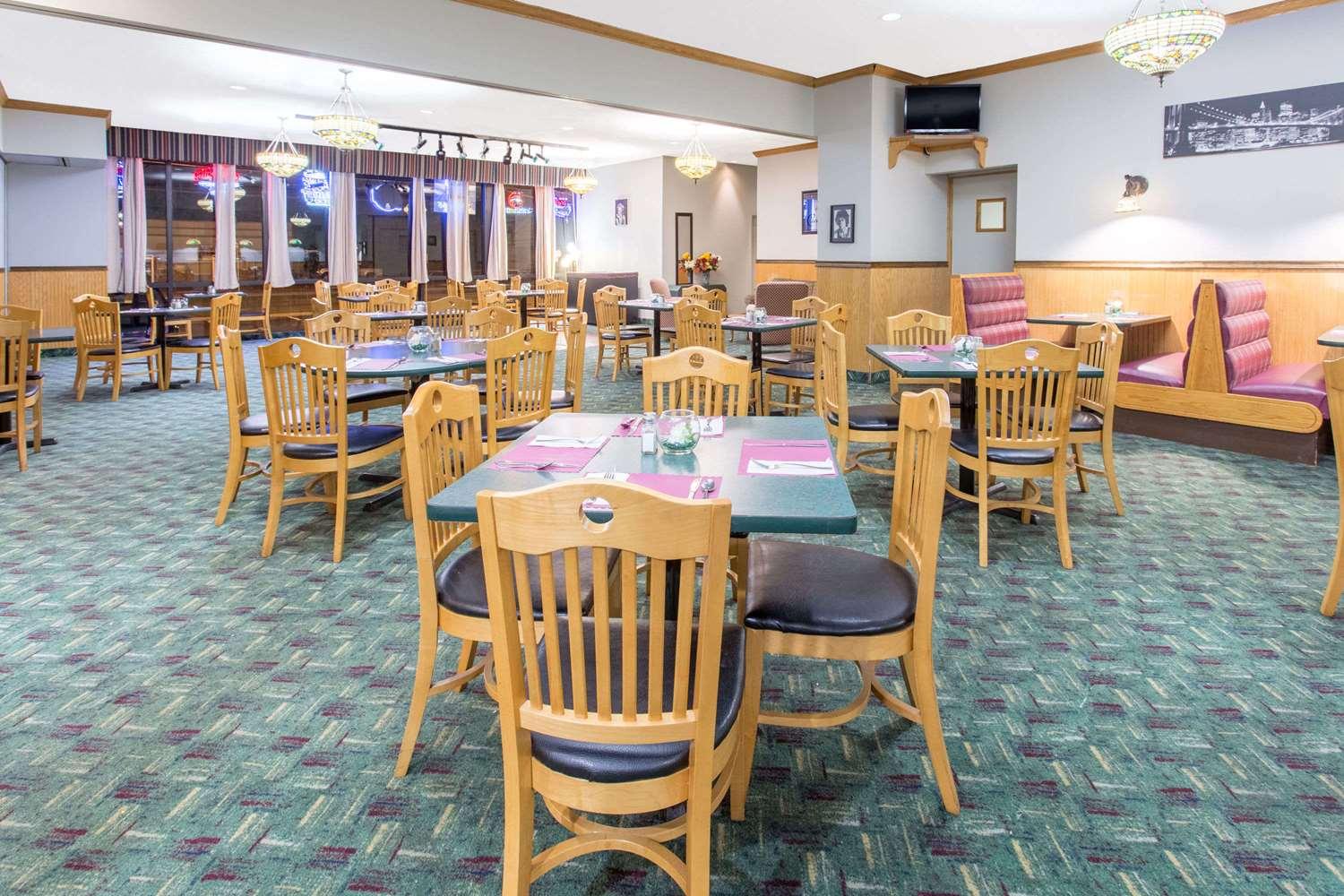 restaurant cafeteria