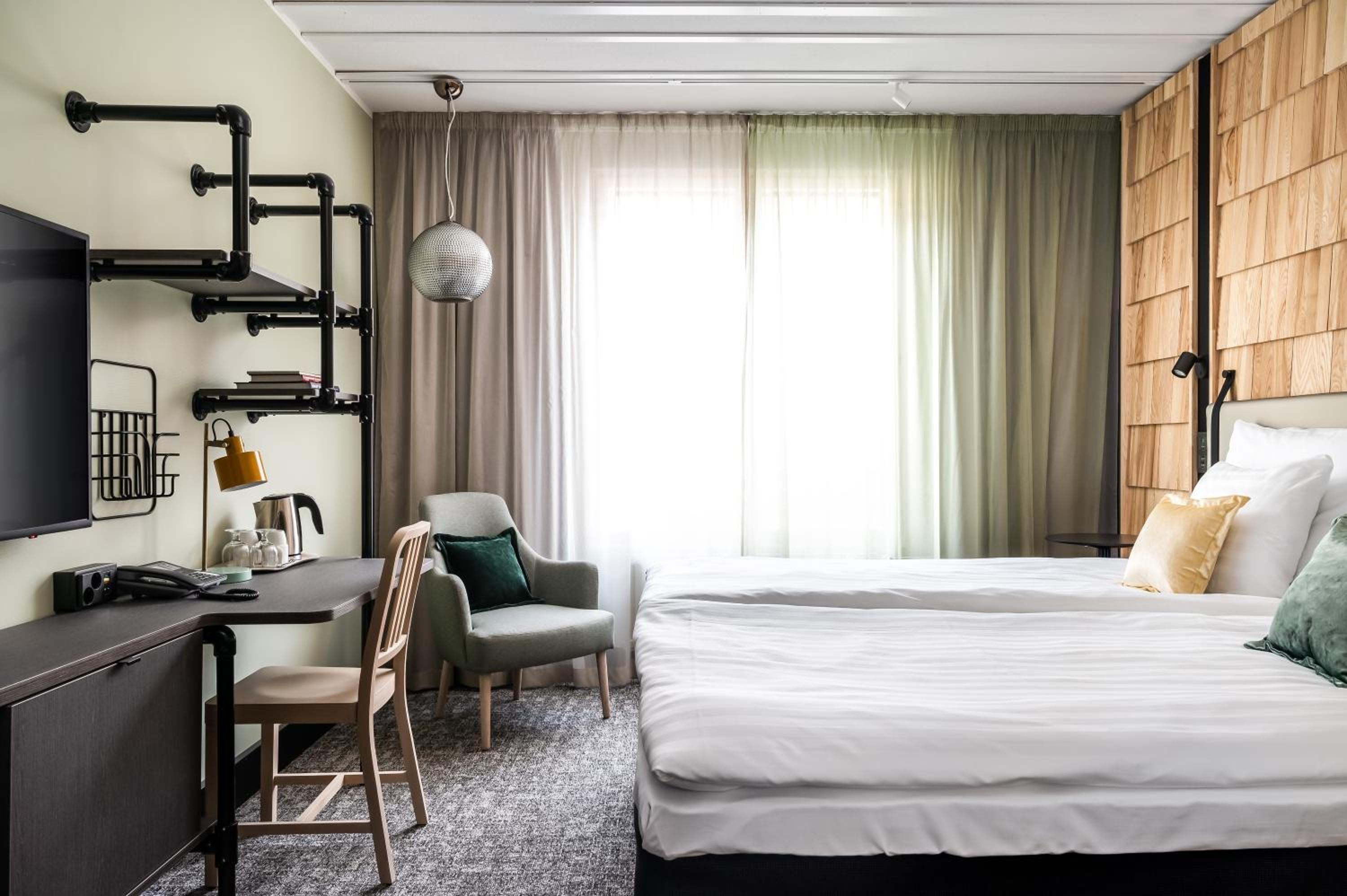 rooms