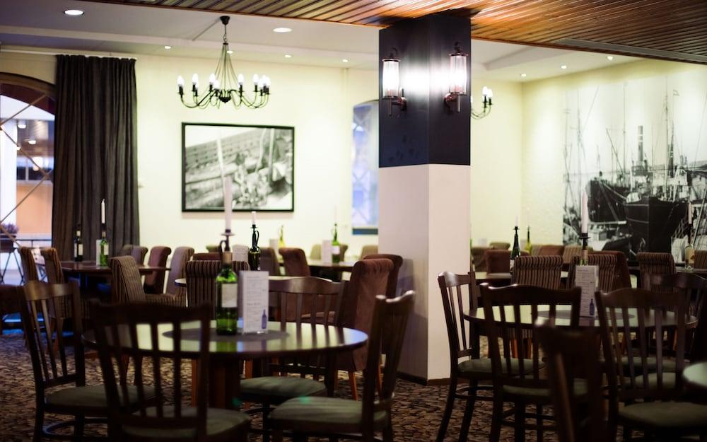 restaurant-cafeteria