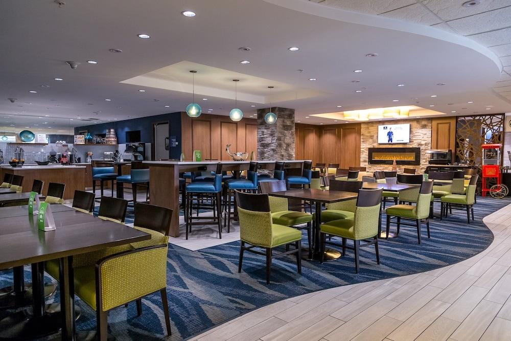 restaurant-cafeteria