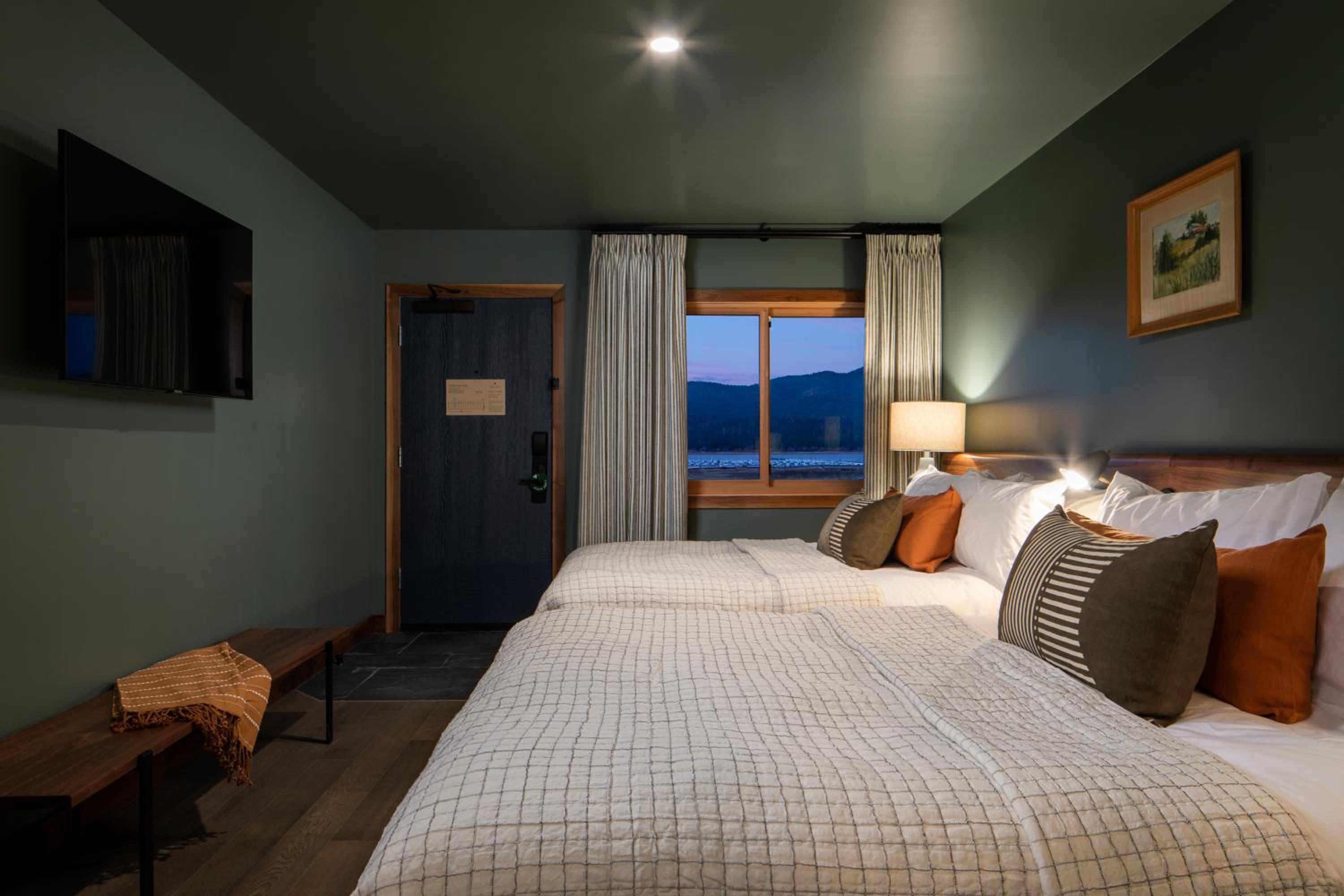 rooms