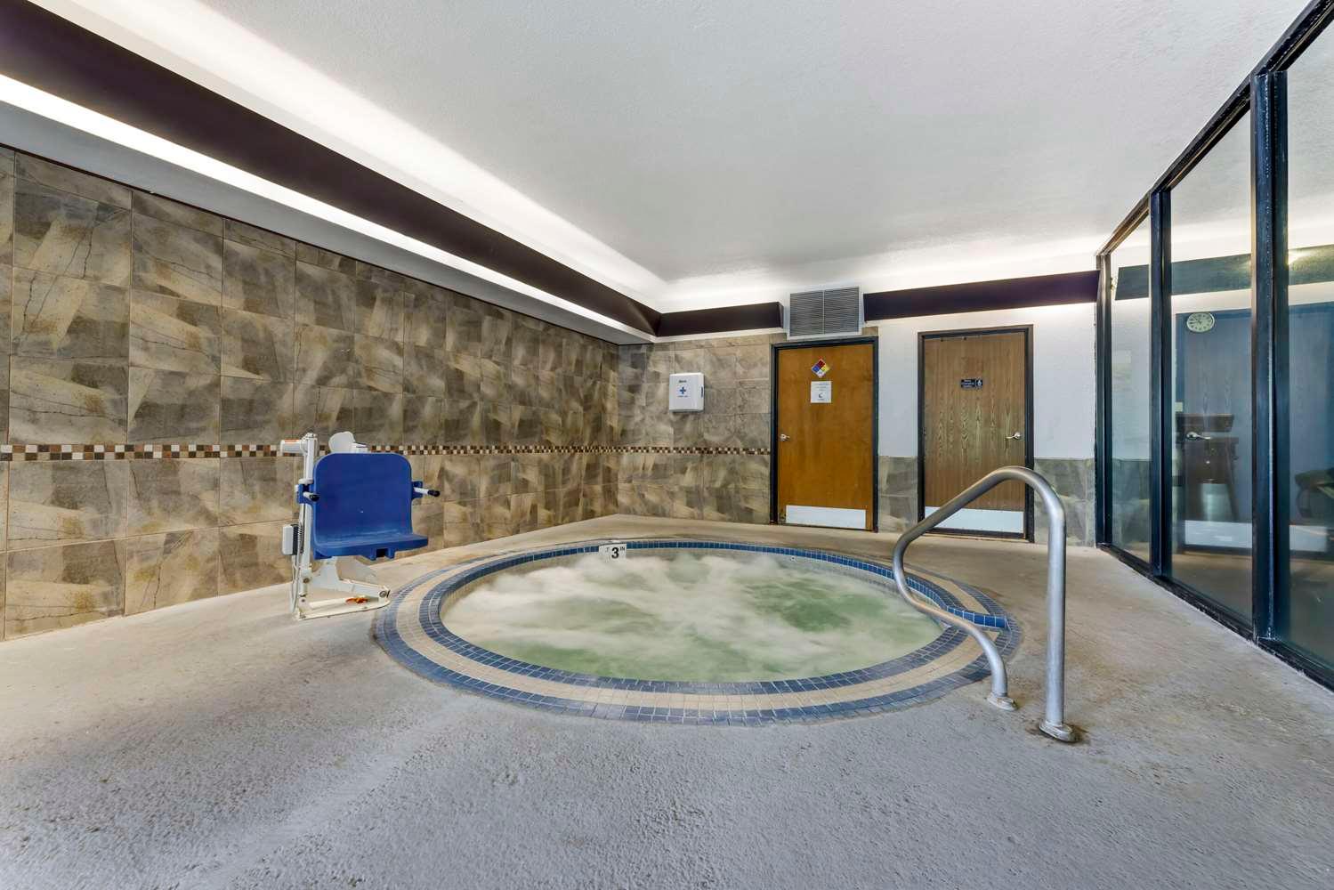 swimming pool spa