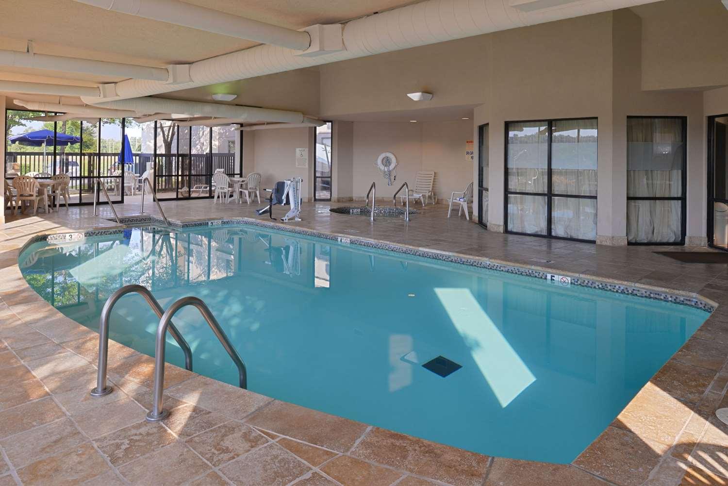 swimming pool spa