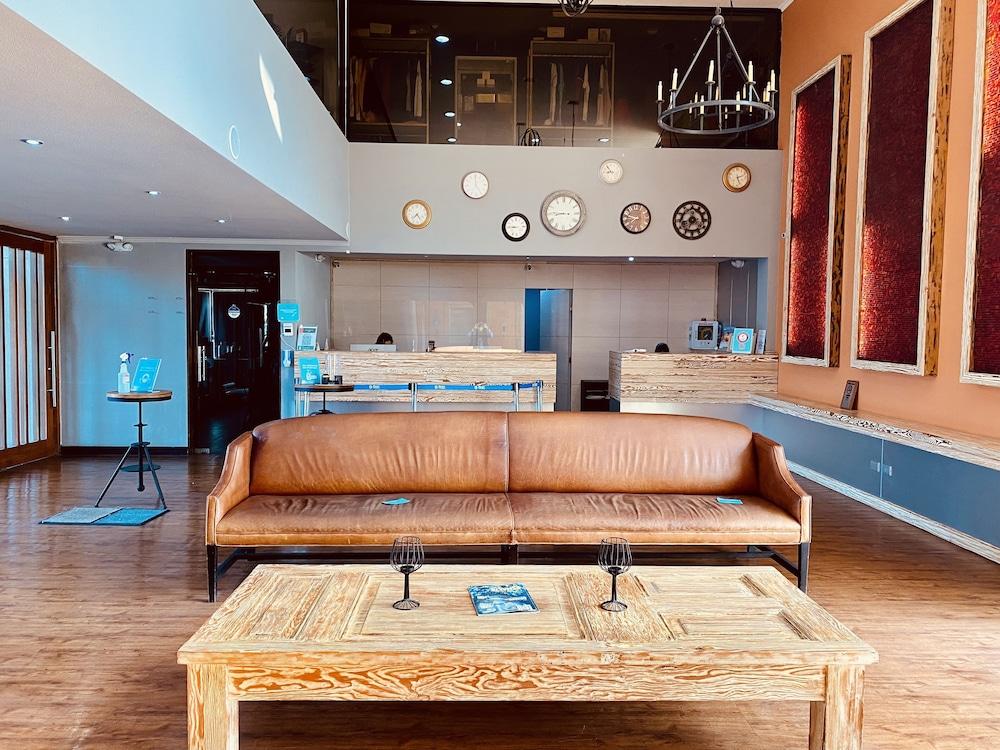 lobby
