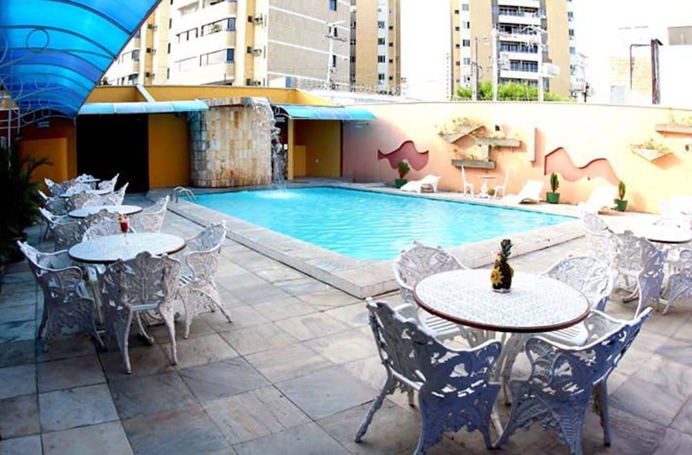 swimming pool spa