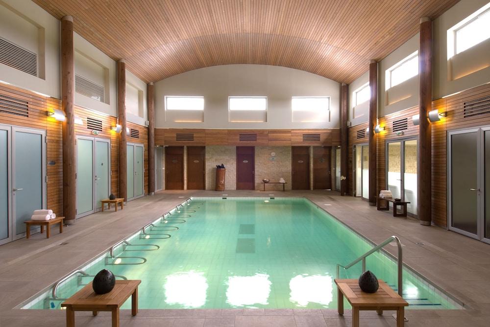 swimming pool spa