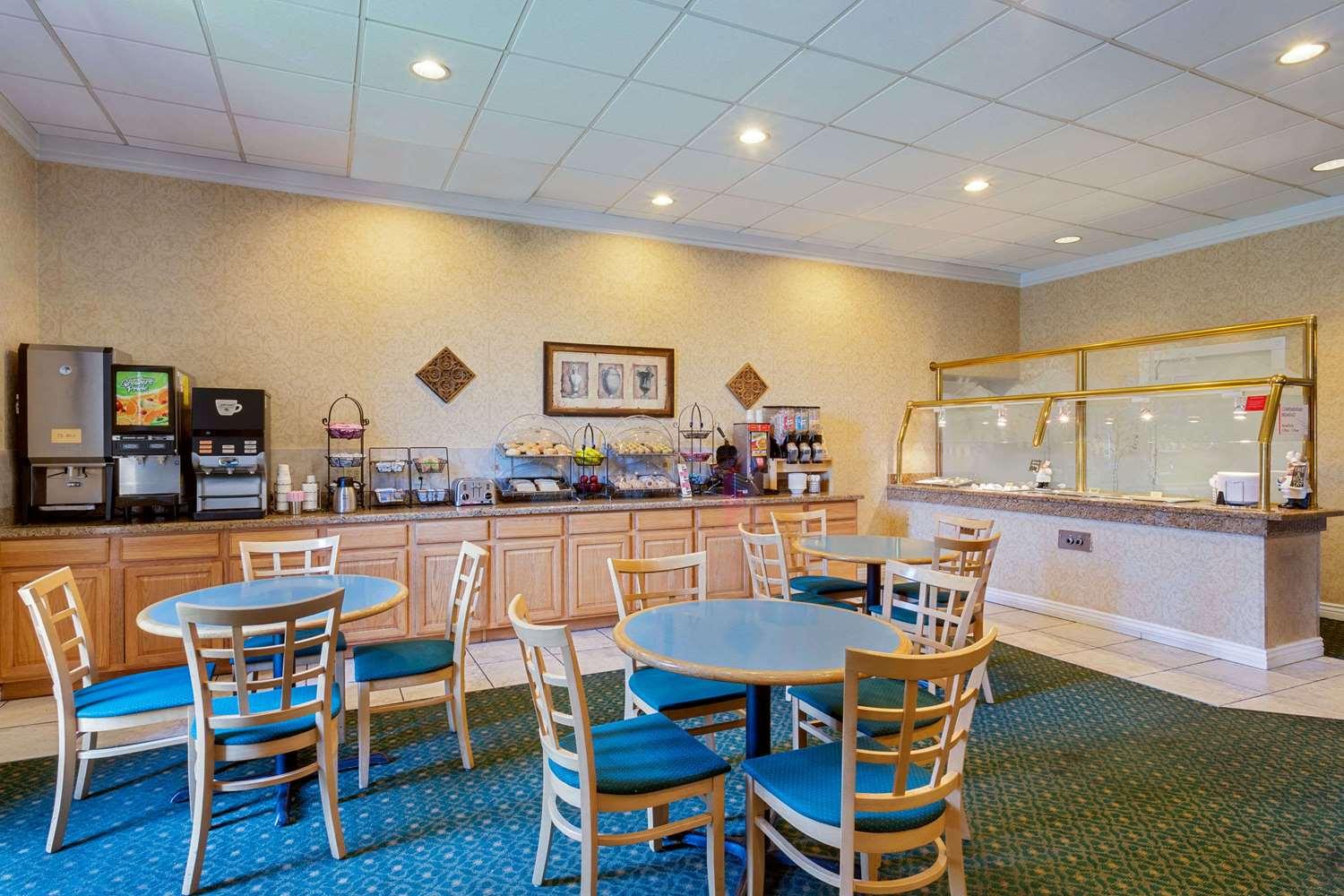 restaurant cafeteria