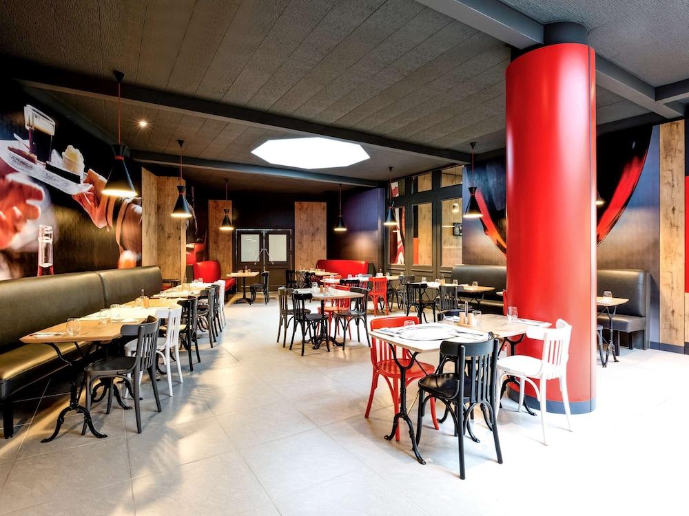 restaurant-cafeteria