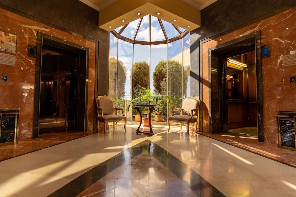 lobby