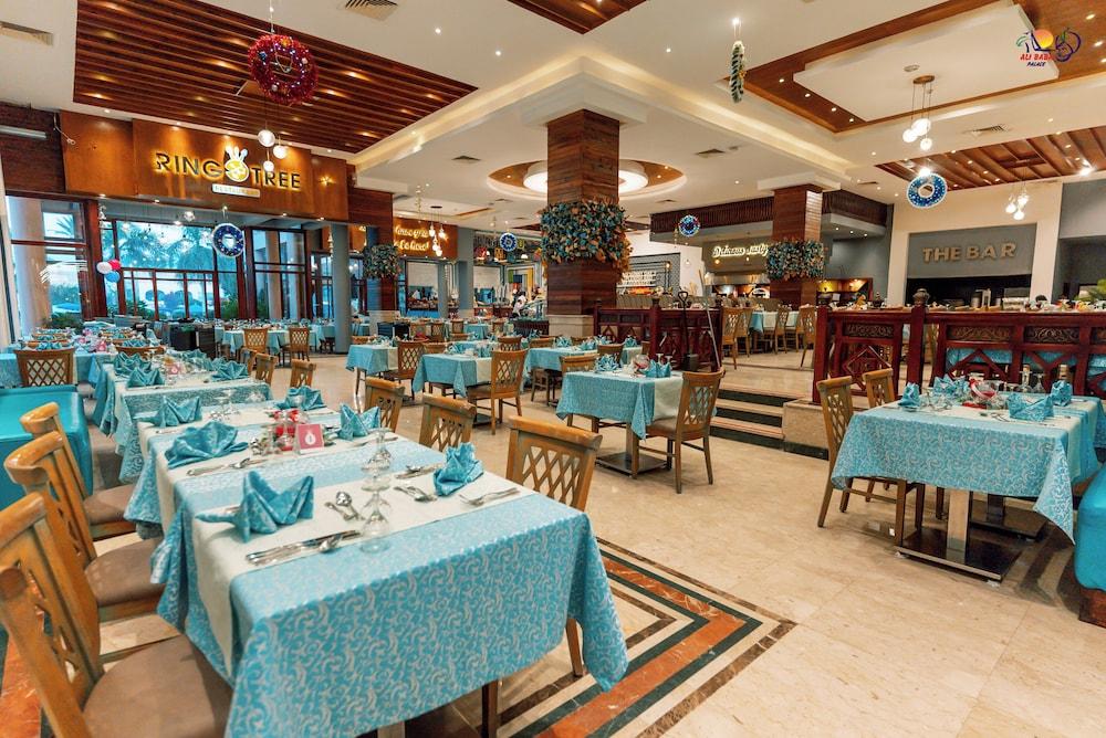 restaurant cafeteria