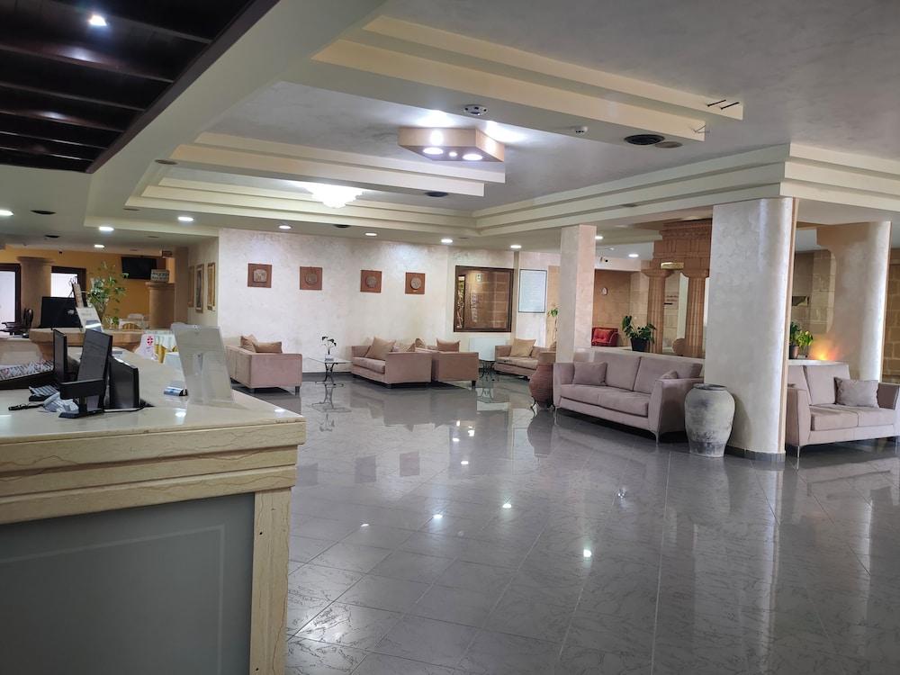 lobby