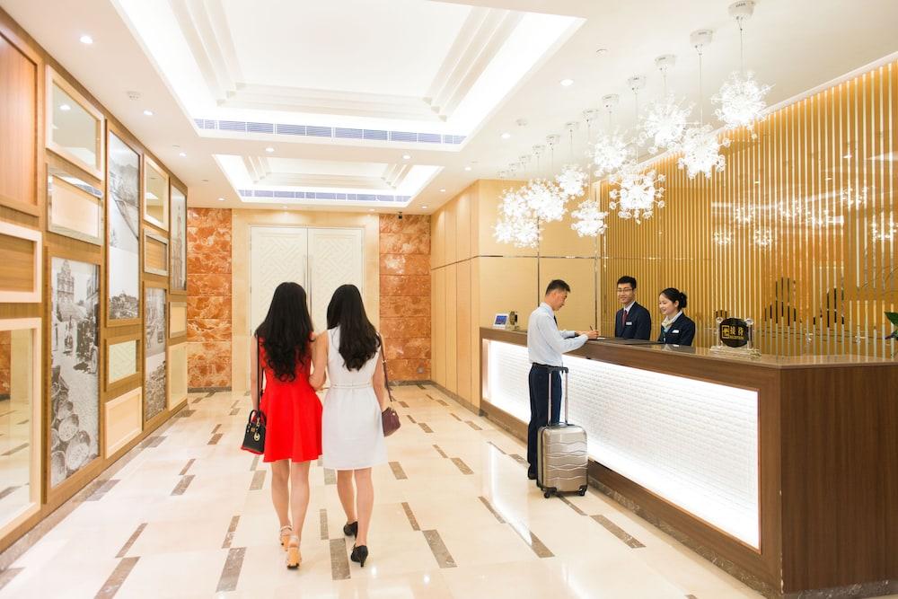 lobby