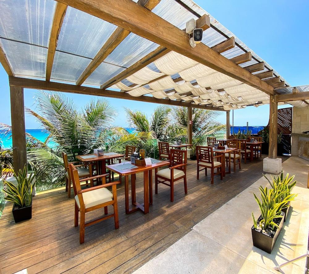 restaurant-cafeteria