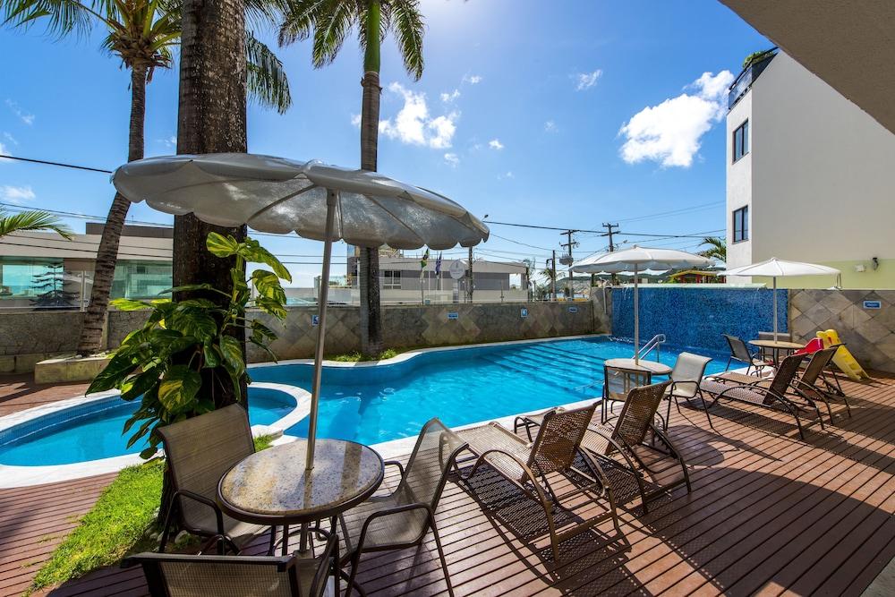 swimming pool spa