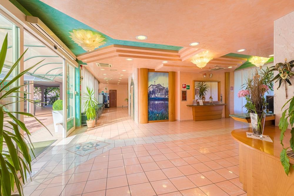 lobby