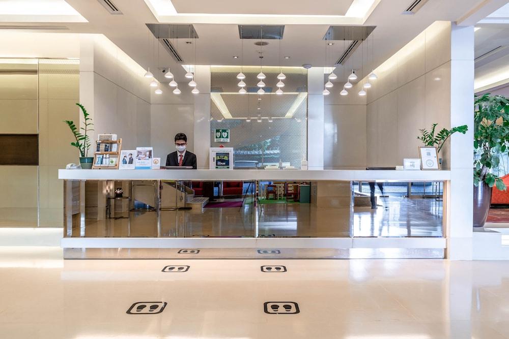 lobby