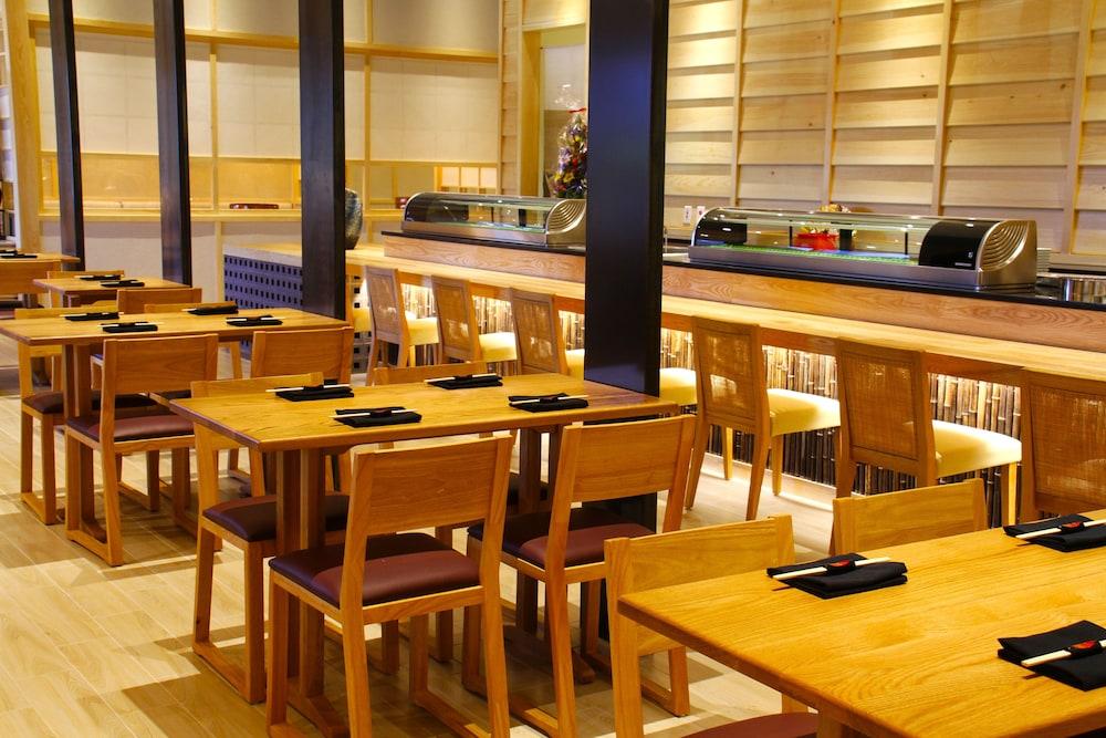 restaurant-cafeteria
