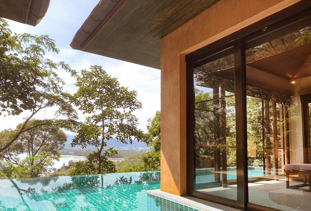 swimming pool spa