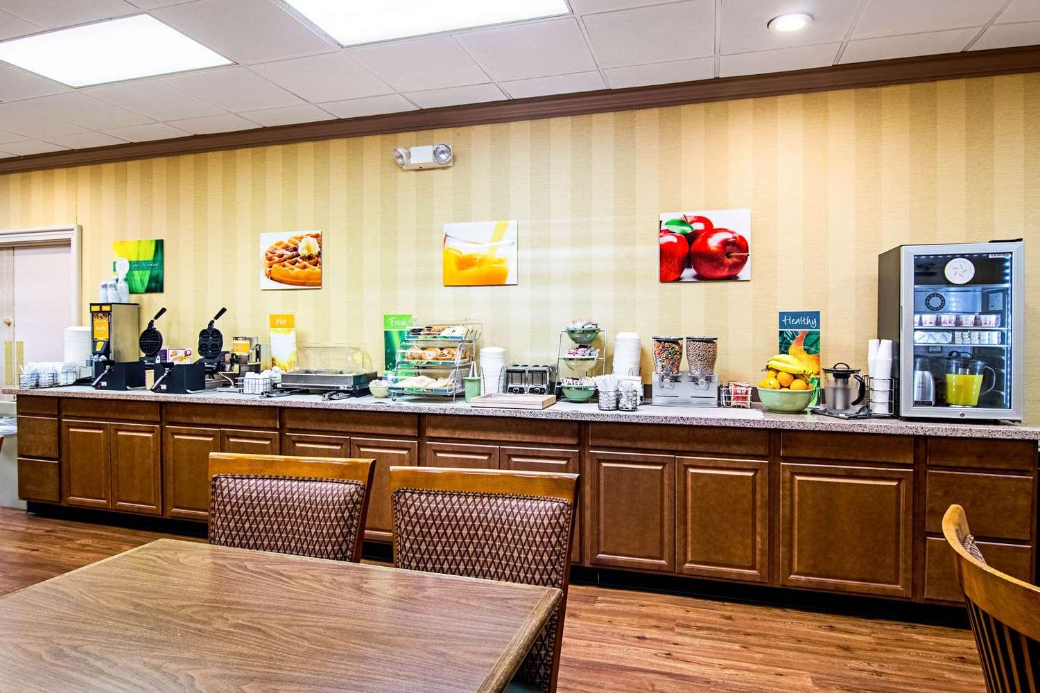 restaurant cafeteria