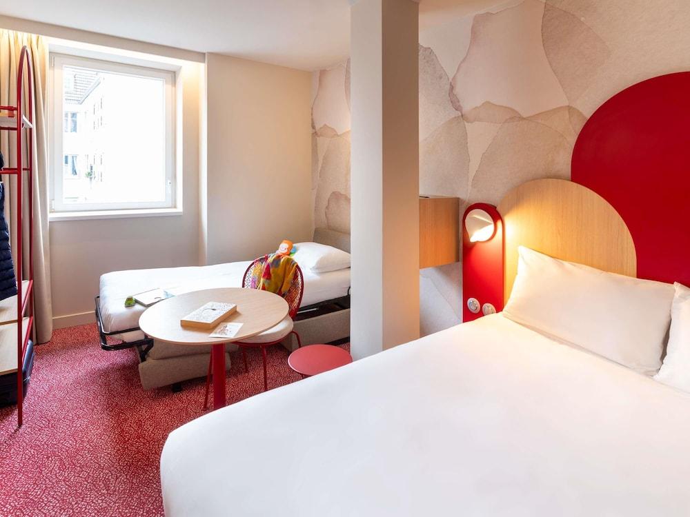 rooms