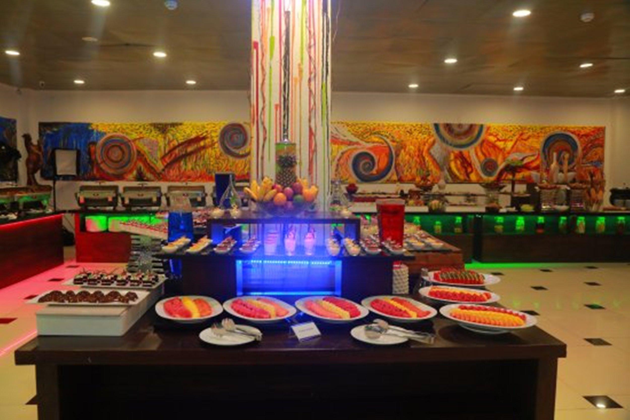 restaurant cafeteria
