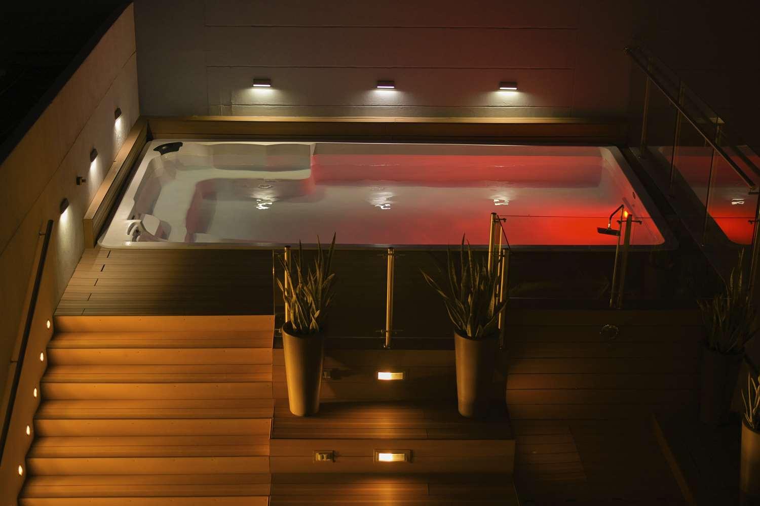 swimming pool spa