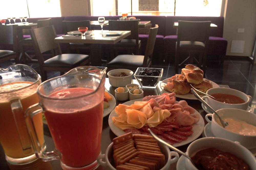 restaurant-cafeteria