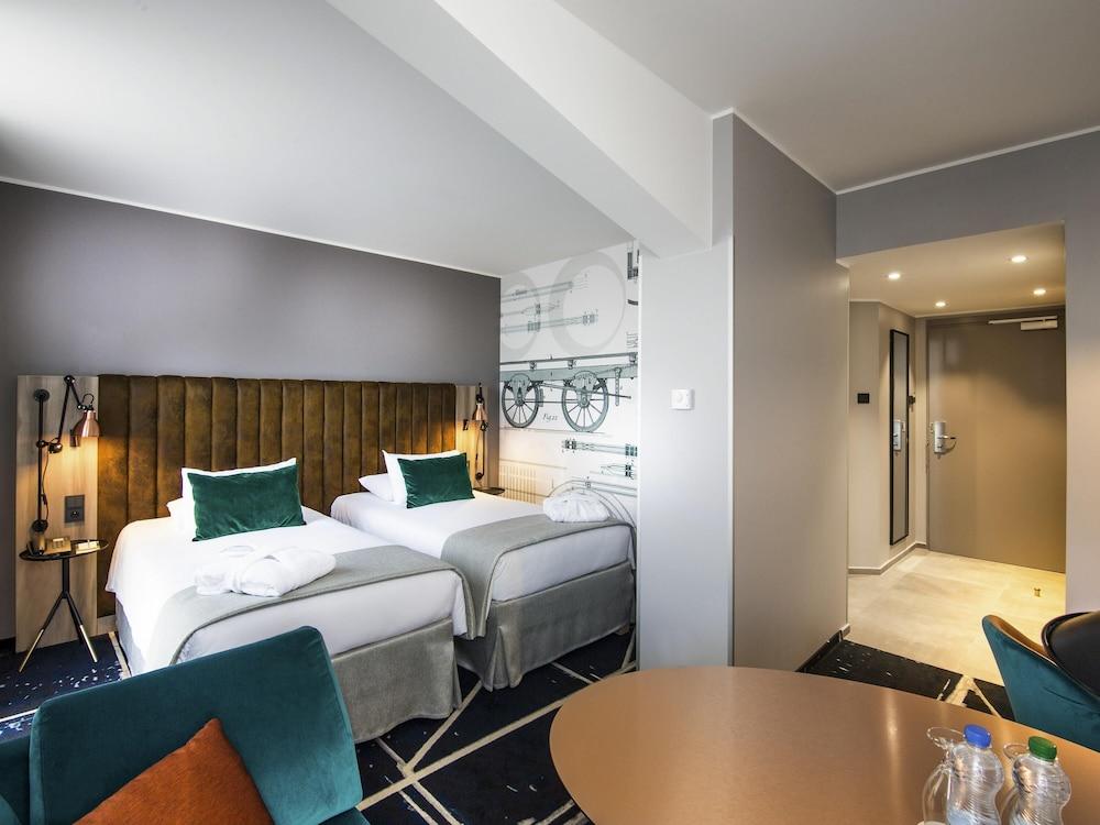 rooms